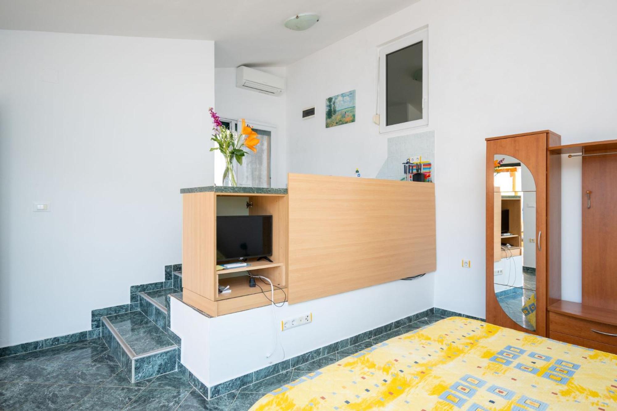 Apartmani Frka 萨利 外观 照片
